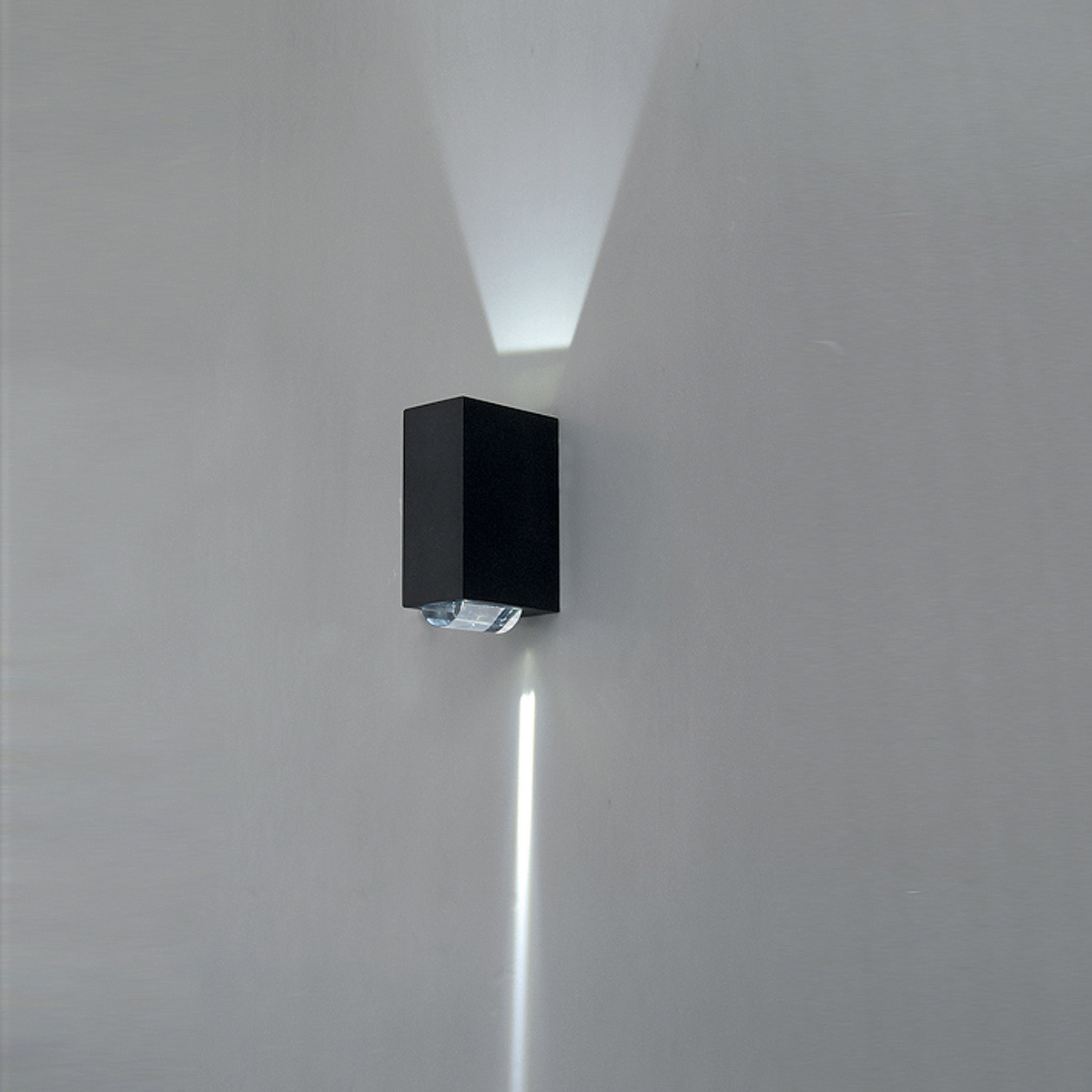 Alumiininen seinavalo ledilla | Sisustusliike Portiikki