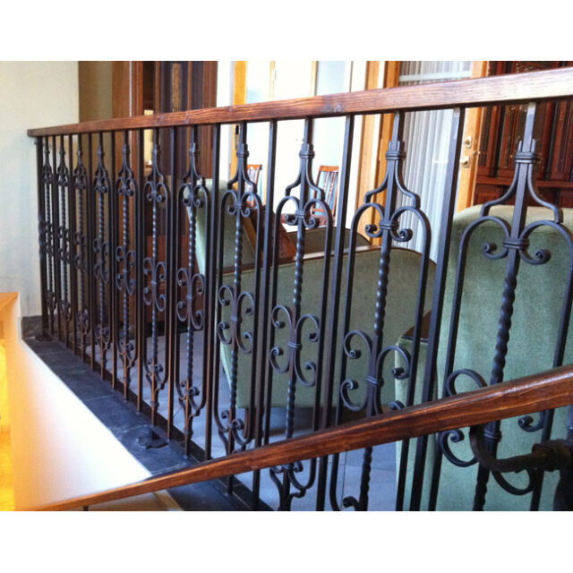 Rokokoo kaide kartanossa.