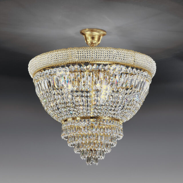 Kaunis ja ylellinen kristalliplafondi
