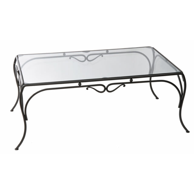 Takorautainen sohvapöytä lasitasolla olohuoneeseen.